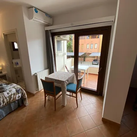 Apartment Studio's Pavese