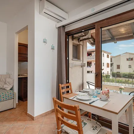 Apartment Studio's Pavese Olbia