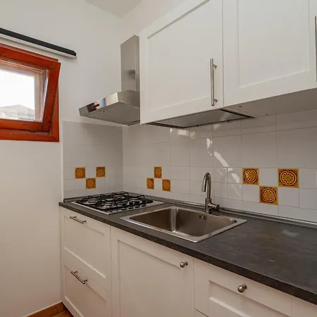 Studio's Pavese, Aeroporto Apartment Olbia