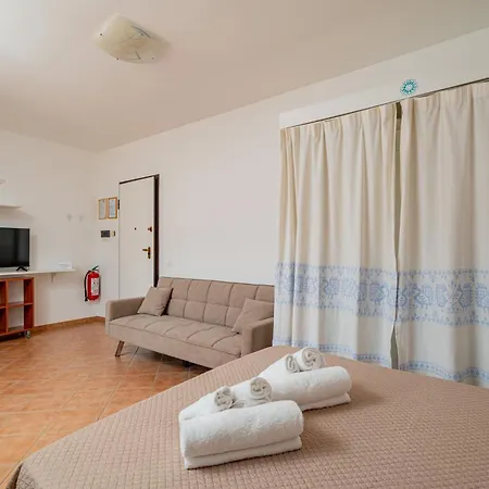 Studio's Pavese, Aeroporto Olbia